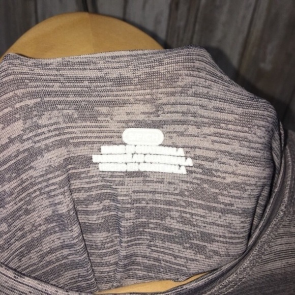 NWT NFL Cleveland Browns Grey Tee - Picture 5 of 5